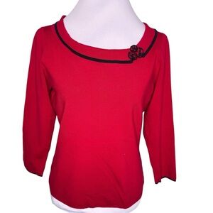 Evie Womens Red Sweater Black Trim Pullover Rosette Embellishment Size Large NWT